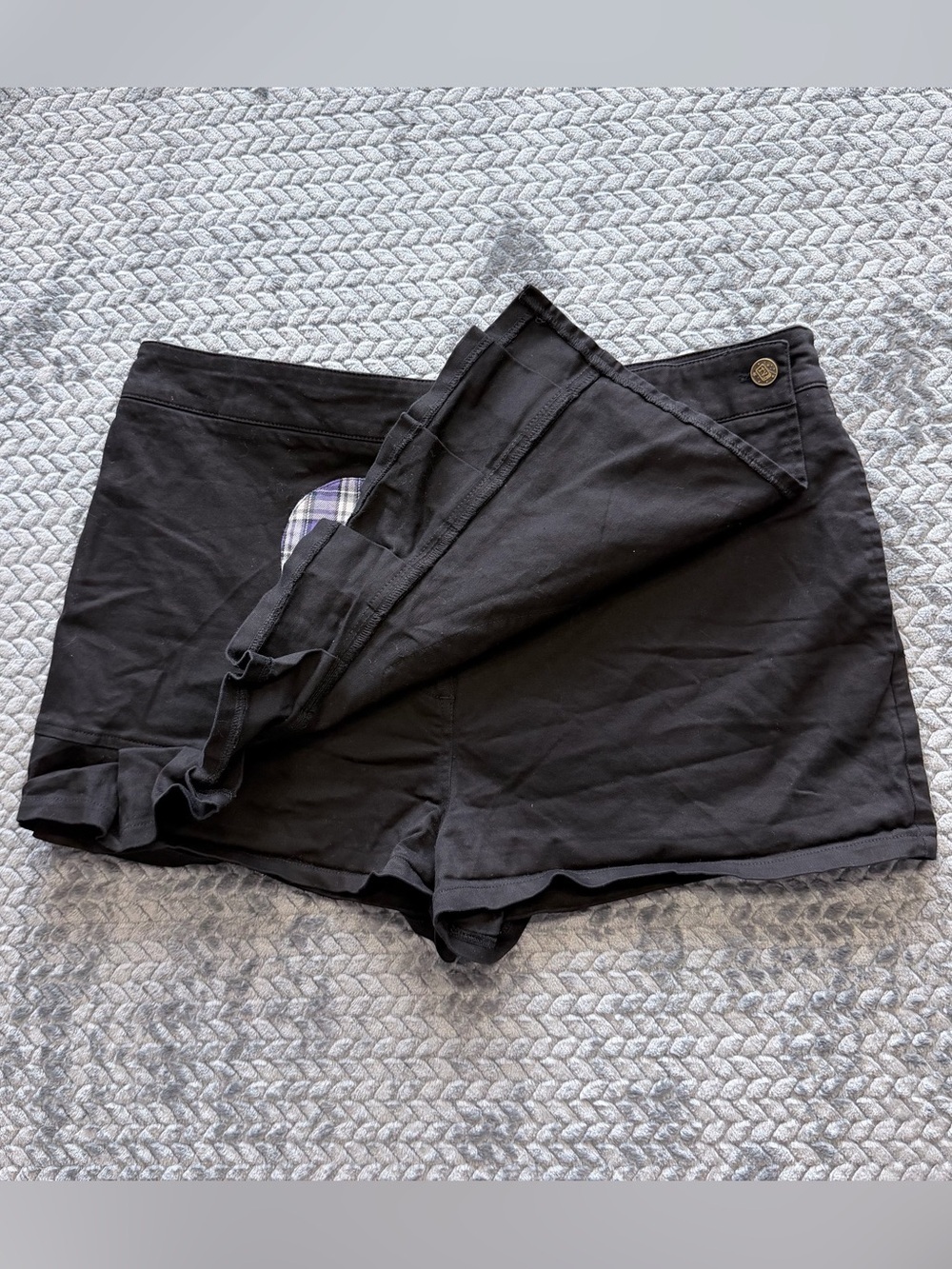 Tunnel Vision Black Heart Plaid Patch Pleated Skort Size XL - Picture 5 of 12